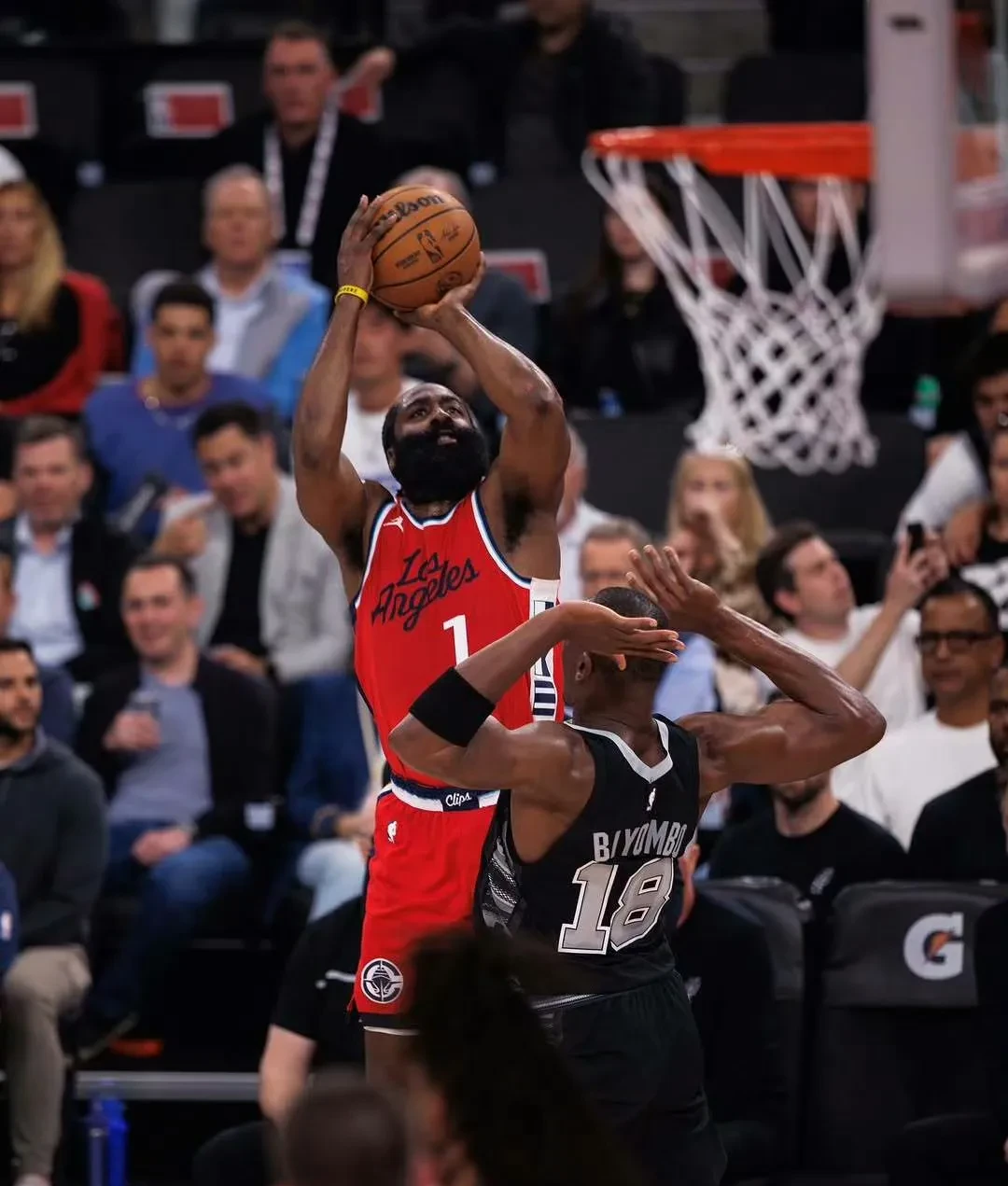 乐竟体育app-全明星赛关键时刻再迎强敌，孟菲斯灰熊造点机会，主帅态度——媒体盛赞，球探报告显示潜力的简单介绍