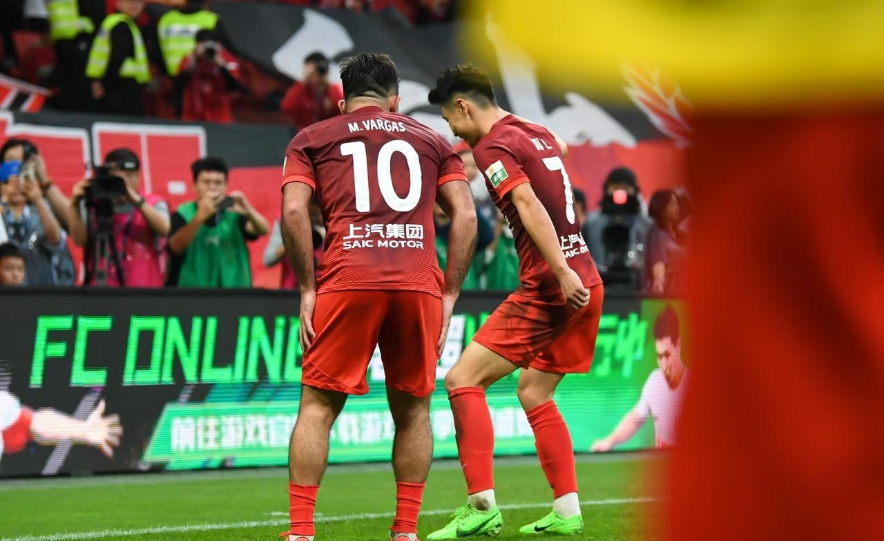 体育竞猜-赛前全明星赛焦点战，里昂豪取连胜，话题不断，年轻球员得到机会(蒙面光战队vcd国语版全集)